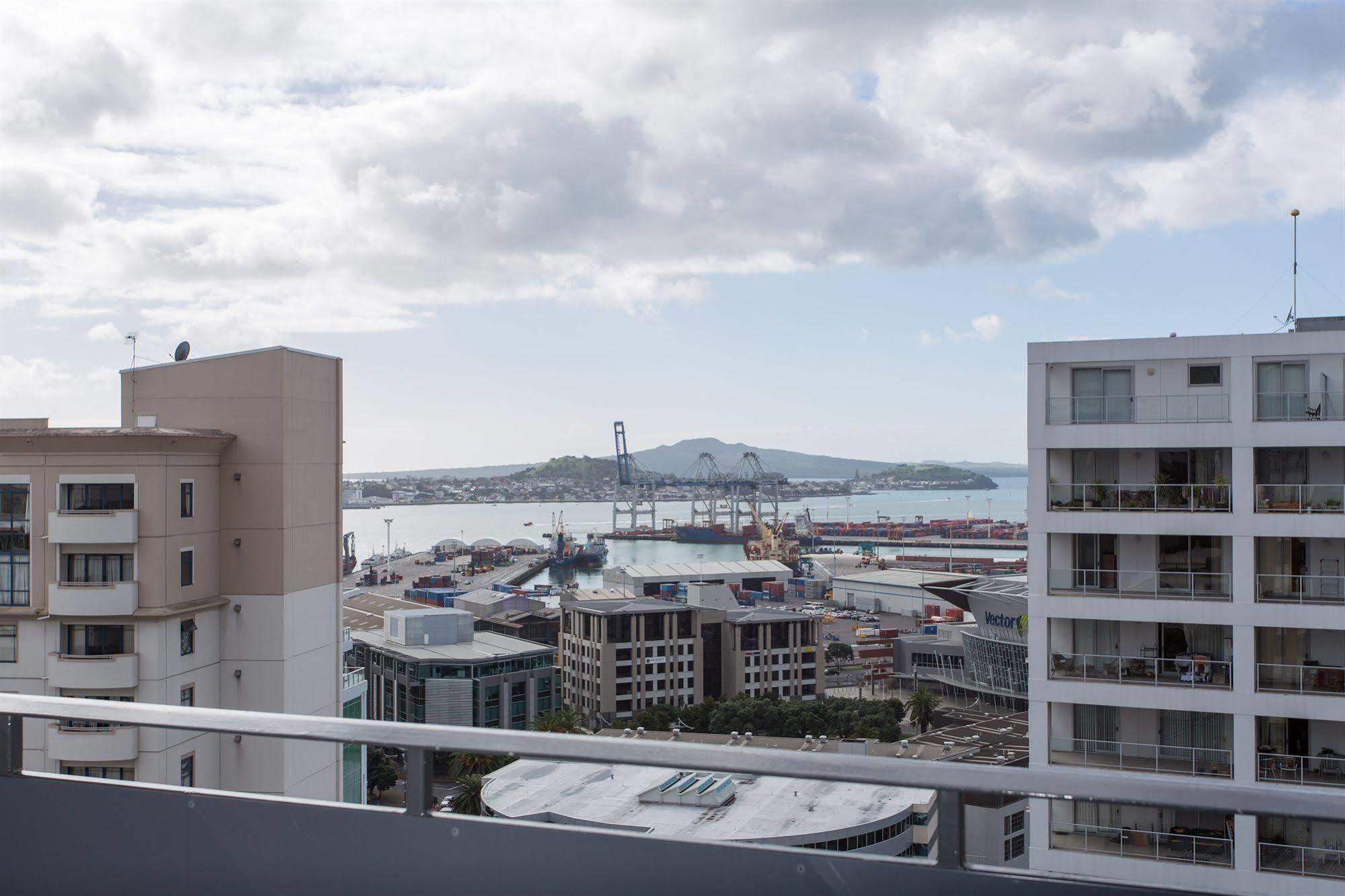 Quest On Eden Apartment Hotel Auckland Exterior photo